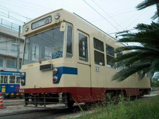 ����^�]�����d��