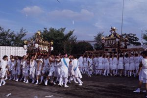 �召���̐_�`