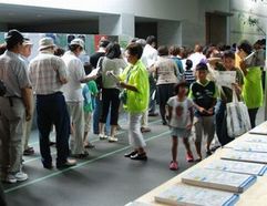 �͂�Ԃ��J�v�Z�����ʓW���̗l�q