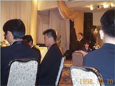 ���g�E�N���W�b�g�F�v�ۗl