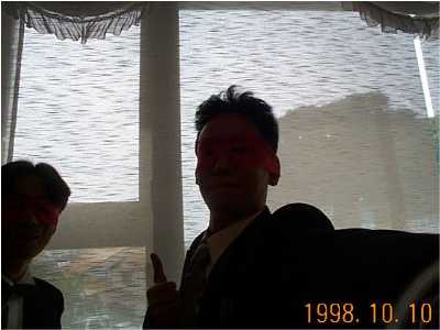 �]���������i�Q