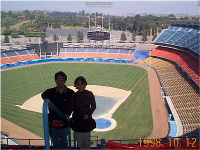 �h�W���[�Y�E�X�^�W�A���P