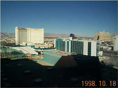 �l�f�l����݂���ق��̃z�e���Q