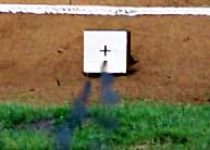 ロケットのようでちょっと違う無反動砲
