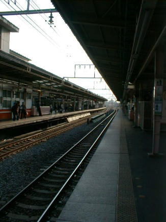 JR-East Nakano Station Platform No.7, Photo By Ukaz