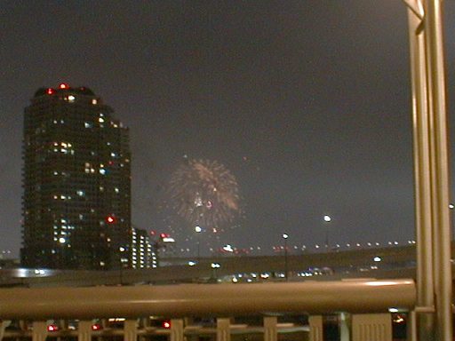 Tokyo Bay HANABI from YUME no OHASHI, Photo By Ukaz