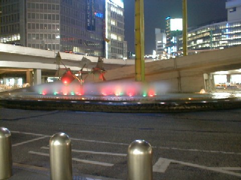 Shinjyuku Sta. Fountain Plaza at the front of West Exit, Photo By Ukaz