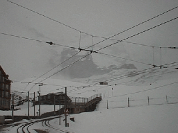 雪のスイスアルプス